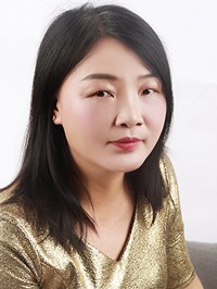 Asian single woman Chun Yang from Hulan