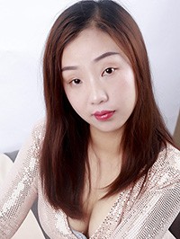 Ukrainian single woman Chang E from Hulan, China