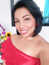 Latin single Eugenia from Pereira, Colombia