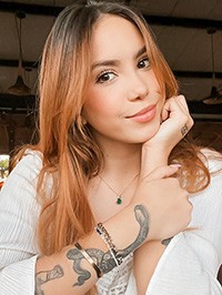 Latin single woman Laura from Pereira, Colombia