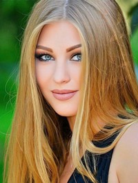 Ukrainian single woman Anna from Kakhovka
