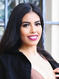 Latin single woman Erika from Pereira, Colombia