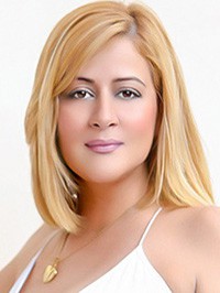 Latin single woman Karla from Medellín, Colombia