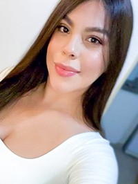 Latin single woman Andrea from Itagui