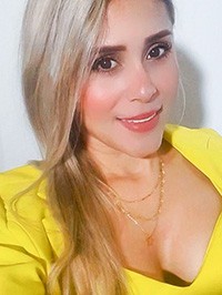 Latin single Rubi from Medellín, Colombia