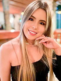 Latin single Sara from Medellín, Colombia