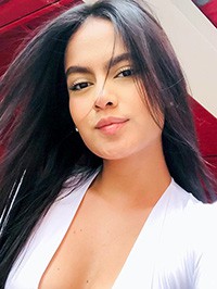 Latin single woman Dayhana from Medellín