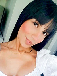 Latin single Estefania from Itagui, Colombia