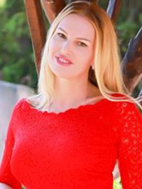 Ukrainian single woman Viktoriya from Khmelnytskyi