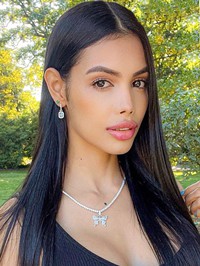 Latin single woman Venus from Medellín, Colombia
