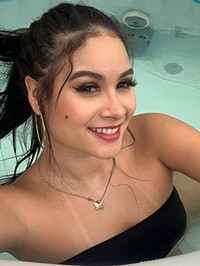 Latin single woman Maria from Medellín