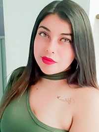 Latin single woman Maria from Bogotá