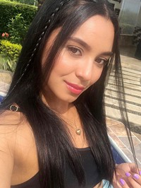 Latin single Valentina from Medellín, Colombia