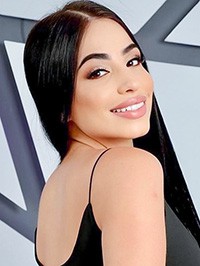 Single Mariana from Medellín, Colombia