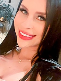 Latin single woman Maria from Medellín