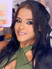 Latin single woman Nathali from Medellín