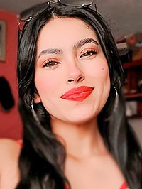Latin single Tatiana from Bogotá, Colombia