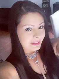 Latin single Leidy from Medellín, Colombia