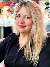 Ukrainian single woman Tetiana from Kyiv