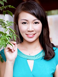 Asian single woman Jing Wen from Guilin