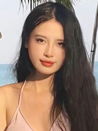Asian single woman Likexin from Zhangjiajie, China