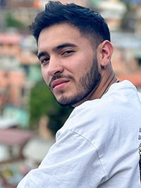 Latin single Felipe from Bogotá, Colombia