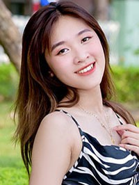 Asian single Nguyen Thi (Tina) from Ho Chi Minh City, Vietnam