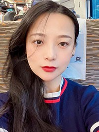 Asian single woman Qinglian from Bailicun