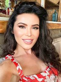 Single Ekaterina from Los Angeles, United States