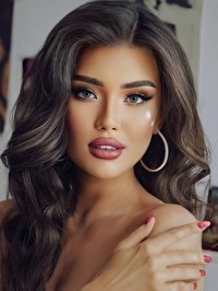 Single Aiym from Almaty, Kazakhstan