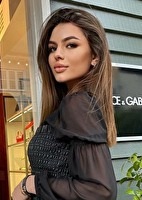 Catalina from London, United Kingdom