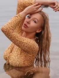 Alena fra Odesa, Ukraine