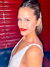 Single Maria from Buenos Aires, Argentina