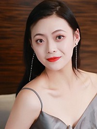 Asian woman Yixin from Anbu, China