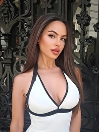 Single Carolina from Madrid, Spain