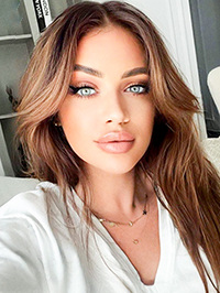 Single Andra from Baia Mare, Romania