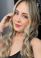 Camila from Neiva, Colombia