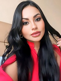 Single Kelly from Medellín, Colombia