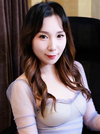 Asian Bride Liang (Lang) from Shanghai