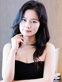 Asian Bride Wenjuan (Juan) from Suzhou