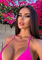 Leyla from Phoenix, Arizona, United States