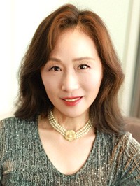 Asian Bride Jinfang (Fang) from Shanghai