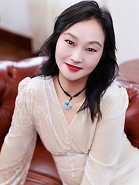 Asian Bride Zhengxin (Xin) from Wuhan