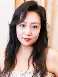 Asian single woman Dehong (Hong) from Baotou