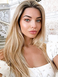 Single Elize from Riga, Latvia
