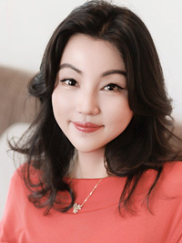 Asian Bride Zhengye (Ye) from Shanghai