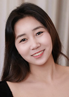 Huiru (Ru) from Suzhou, China