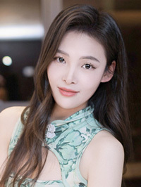 Asian Bride Qi (Qi) from Hefei
