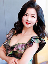 Asian single woman Jieqing (Qing) from Shanghai