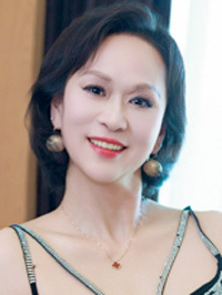 Asian Bride Peifang (Fang) from Shanghai